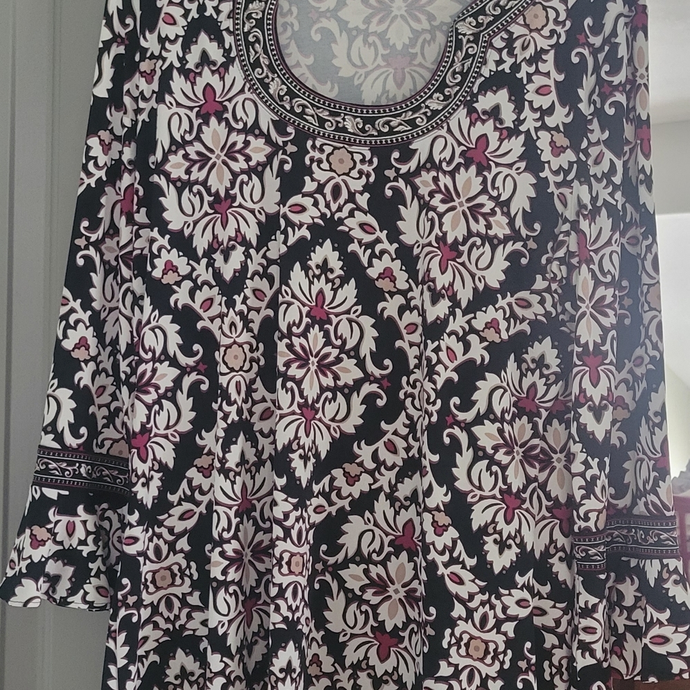 WHBM tunic - Picture 3 of 6